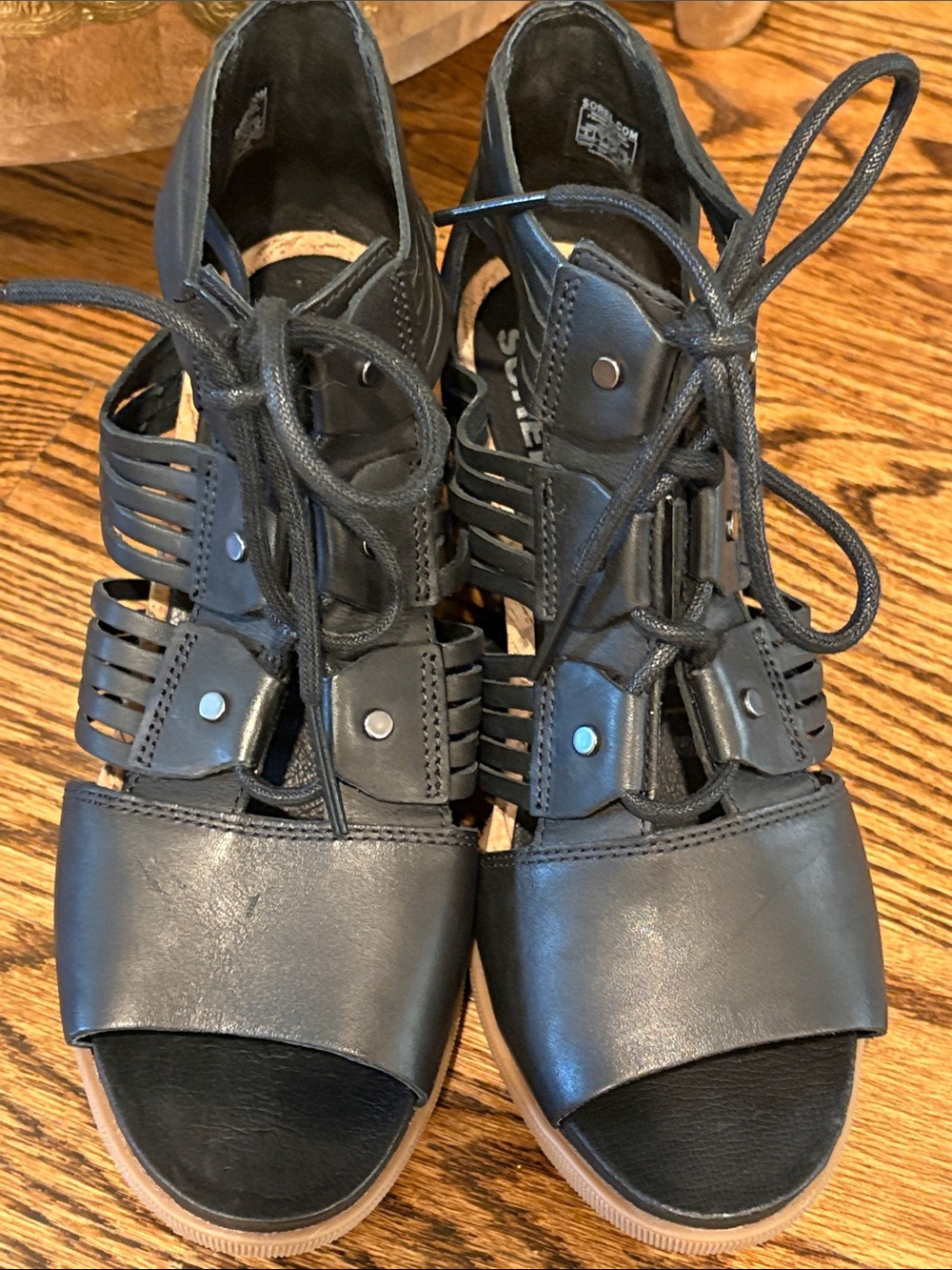 Sorel Black Lace-Up Wedge Sandals with Tan Sole size 9 - Picture 6 of 12